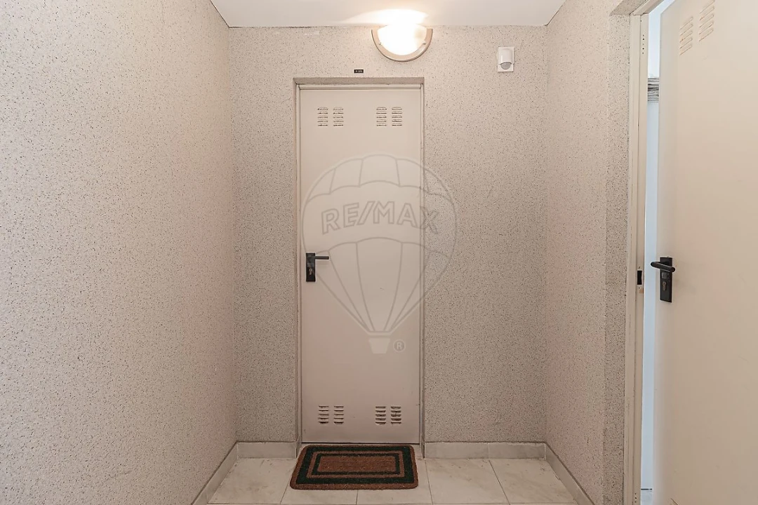 Apartamento T2 para Venda em Alhos Vedros Foto 30