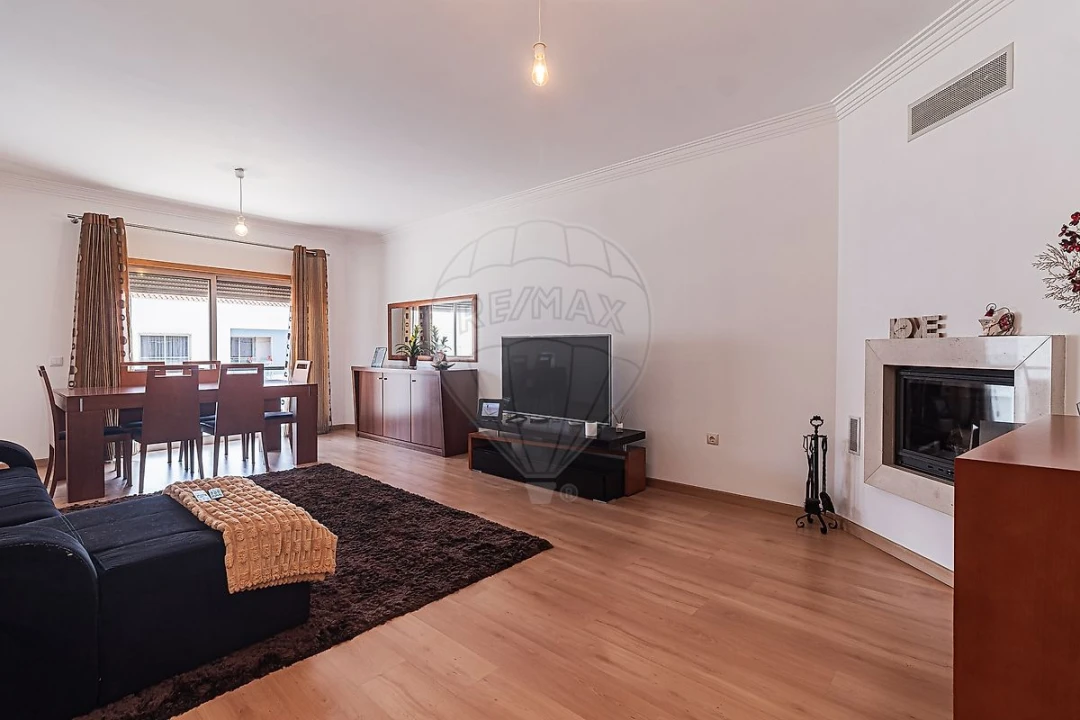 Apartamento T2 para Venda em Alhos Vedros Foto 3