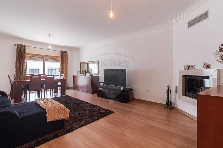 Apartamento T2 para Venda em Alhos Vedros Foto 3