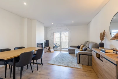 Apartamento T3 para Venda em Marvila, Ribeira Santarém, São Salvador, São Nicolau
