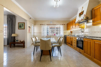 Moradia T3 para Venda em Fazendas de Almeirim