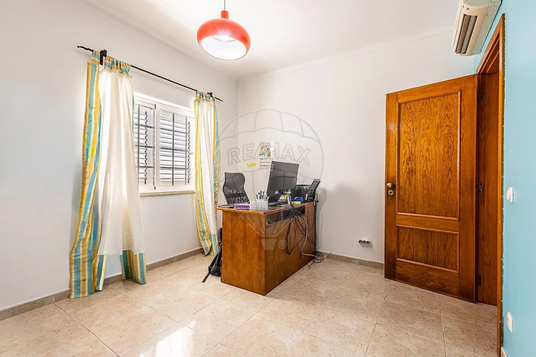 Moradia T3 para Venda em Fazendas de Almeirim Foto 35