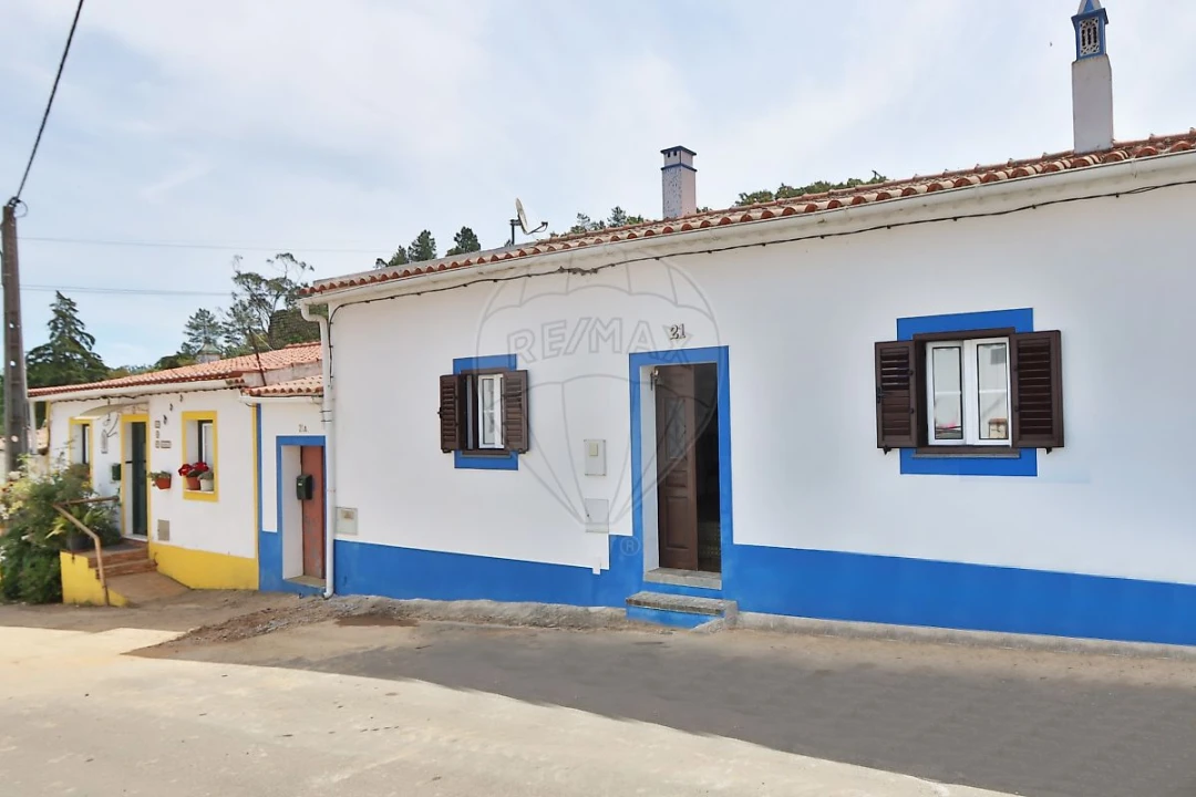 Moradia T3 para Venda em São Martinho das Amoreiras Foto 2