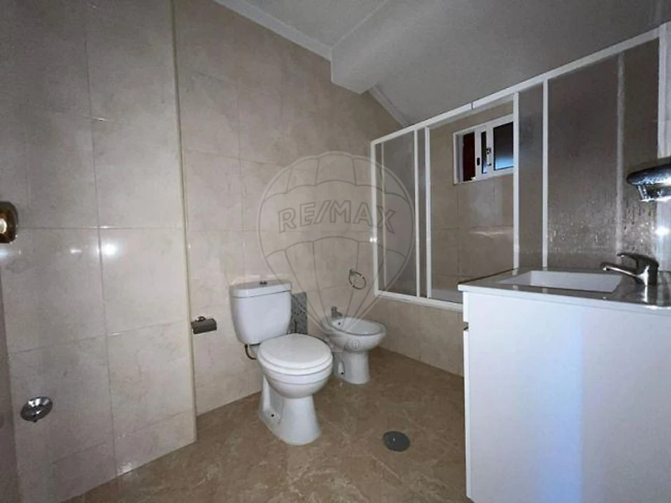 Apartamento T1 para Venda em Ovar, São João, Arada e São Vicente de Pereira Jusã Foto 1