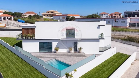 Moradia T4 para Venda em São Pedro da Cadeira