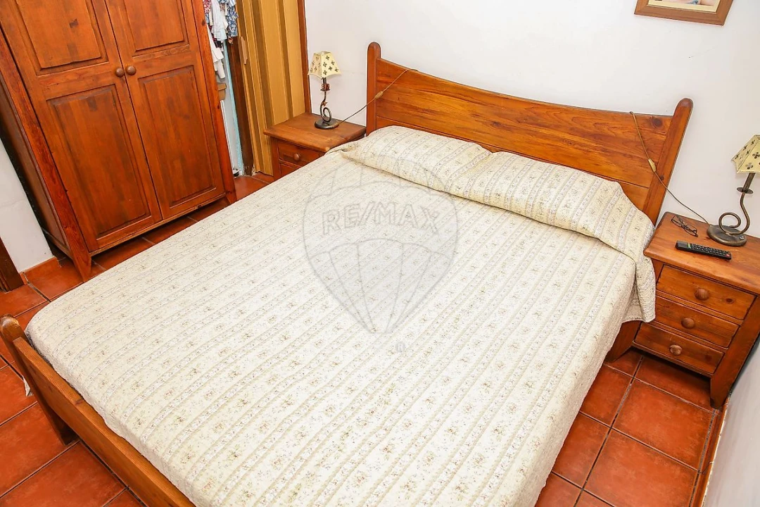 Apartamento T2 para Venda em Vila Franca de Xira Foto 4