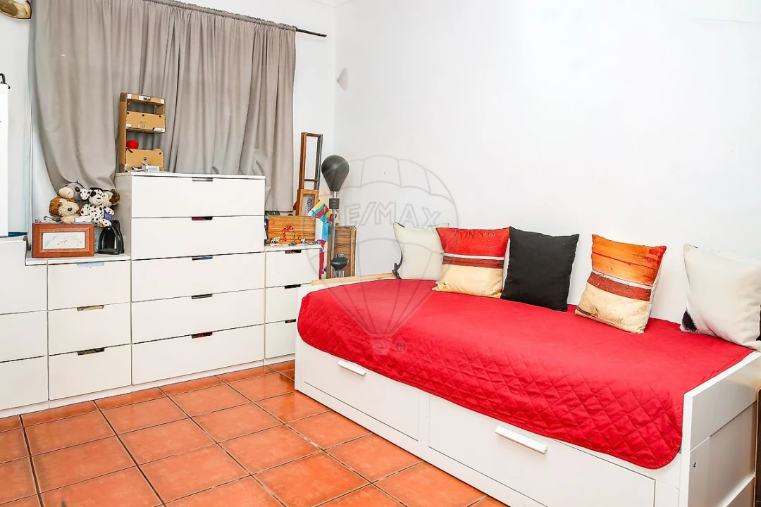 Apartamento T2 para Venda em Vila Franca de Xira Foto 1