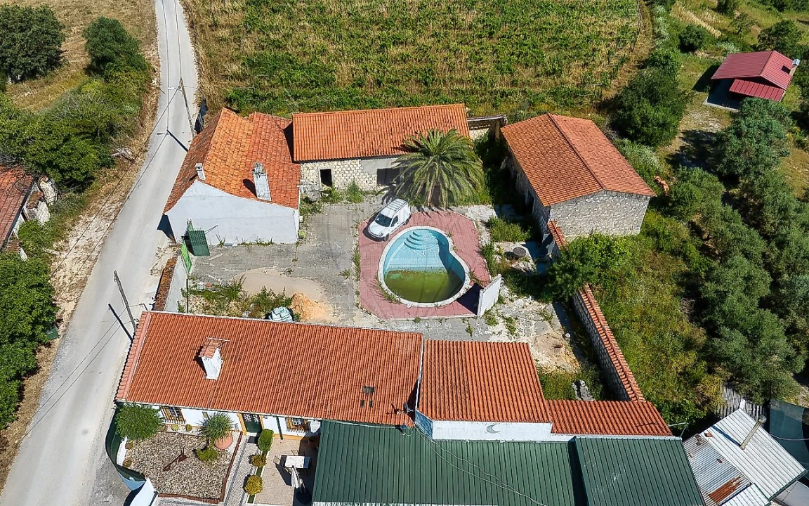 Quinta T2 para Venda em Achete, Azoia de Baixo e Póvoa de Santarém Foto 11