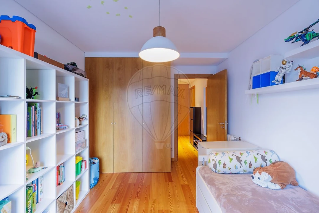 Apartamento T2 para Venda em Ramalde Foto 11