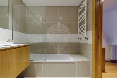 Apartamento T2 para Venda em Ramalde