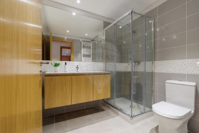 Apartamento T2 para Venda em Ramalde