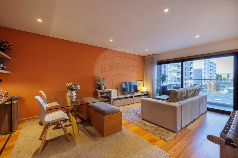 Apartamento T2 para Venda em Ramalde Foto 16