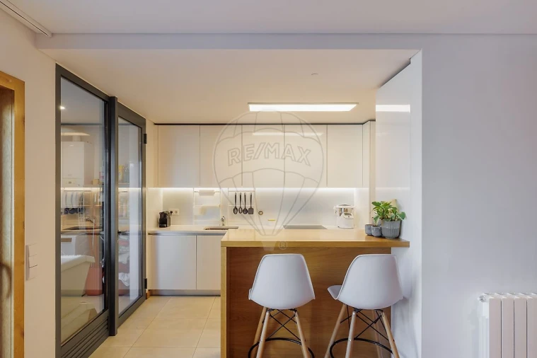 Apartamento T2 para Venda em Ramalde Foto 17