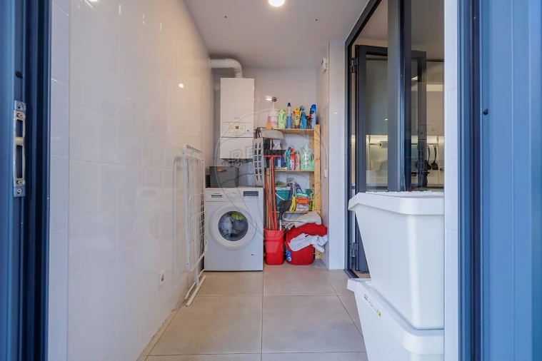 Apartamento T2 para Venda em Ramalde Foto 22