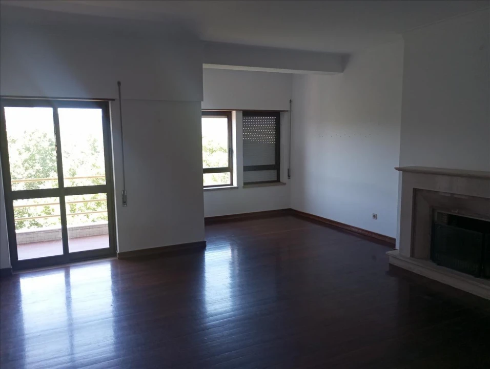 Apartamento T3 para Venda em União das Freguesias de Setúbal Foto 2