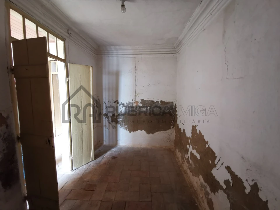 Moradia T2 para Venda em Loule (São Clemente) Foto 8