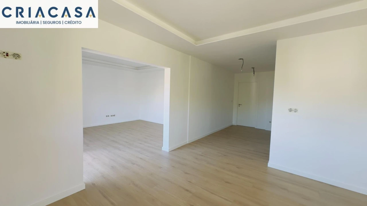 Apartamento T4 para Venda em Rio de Loba Foto 14