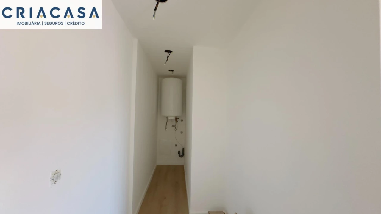 Apartamento T4 para Venda em Rio de Loba Foto 15