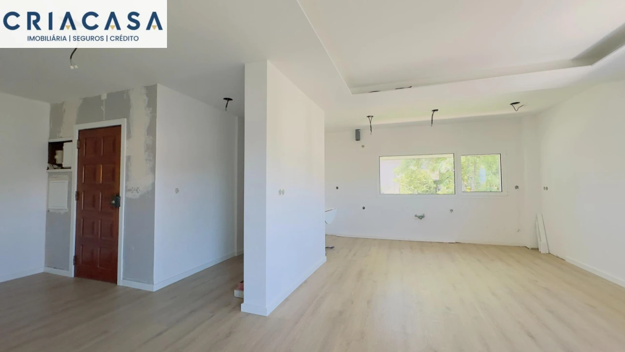 Apartamento T4 para Venda em Rio de Loba Foto 9