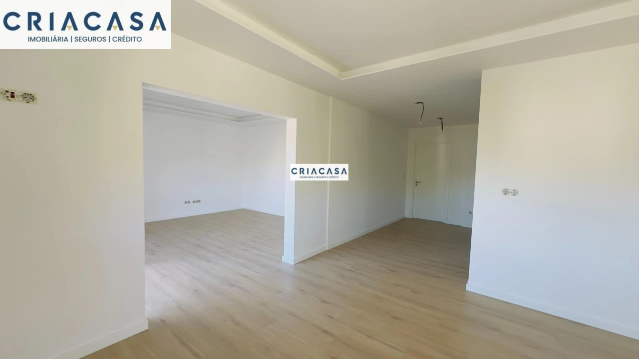 Apartamento T4 para Venda em Rio de Loba Foto 34