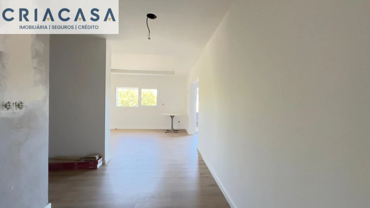 Apartamento T4 para Venda em Rio de Loba Foto 14