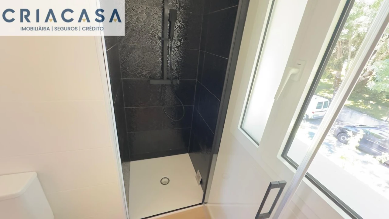 Apartamento T4 para Venda em Rio de Loba Foto 33