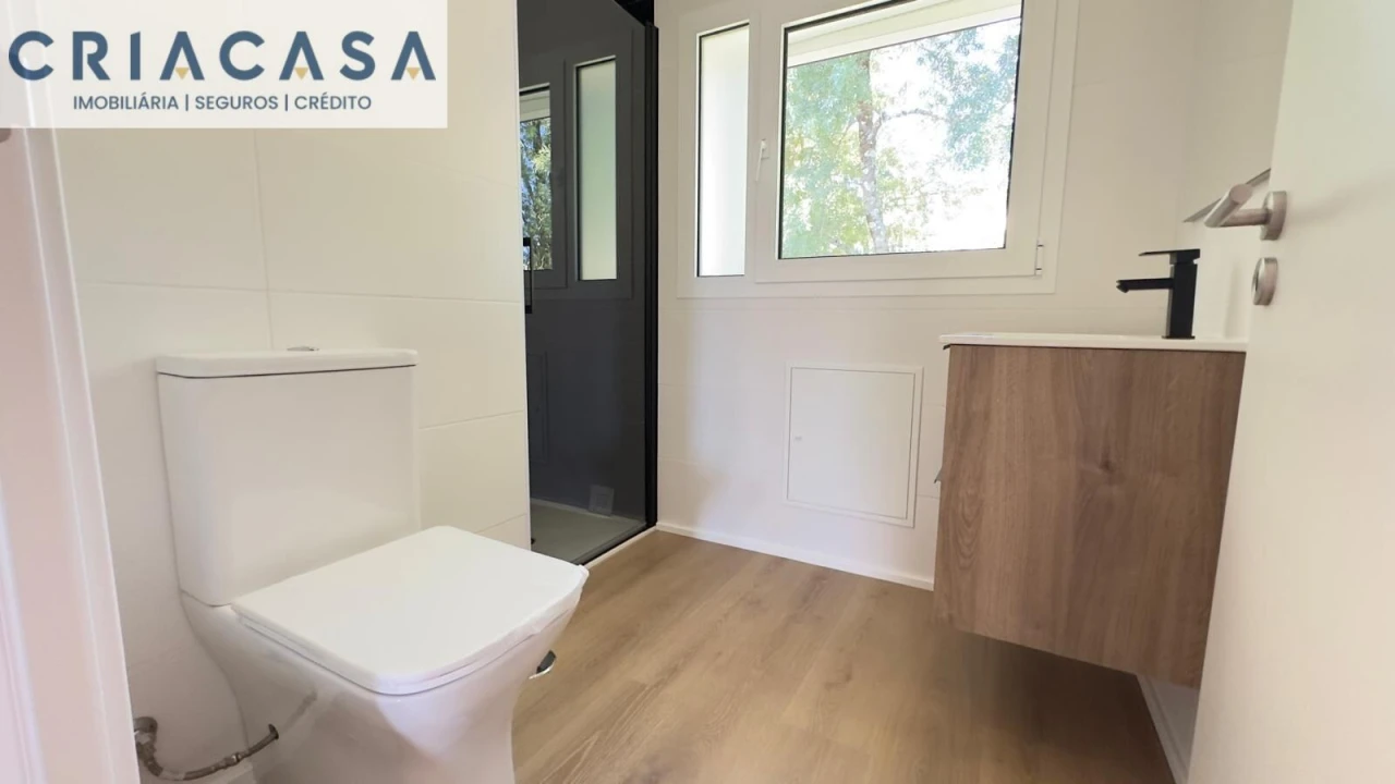Apartamento T4 para Venda em Rio de Loba Foto 34