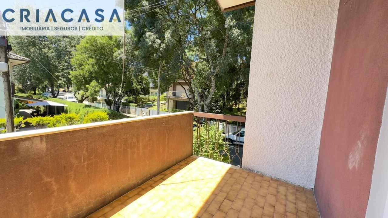 Apartamento T4 para Venda em Rio de Loba Foto 38