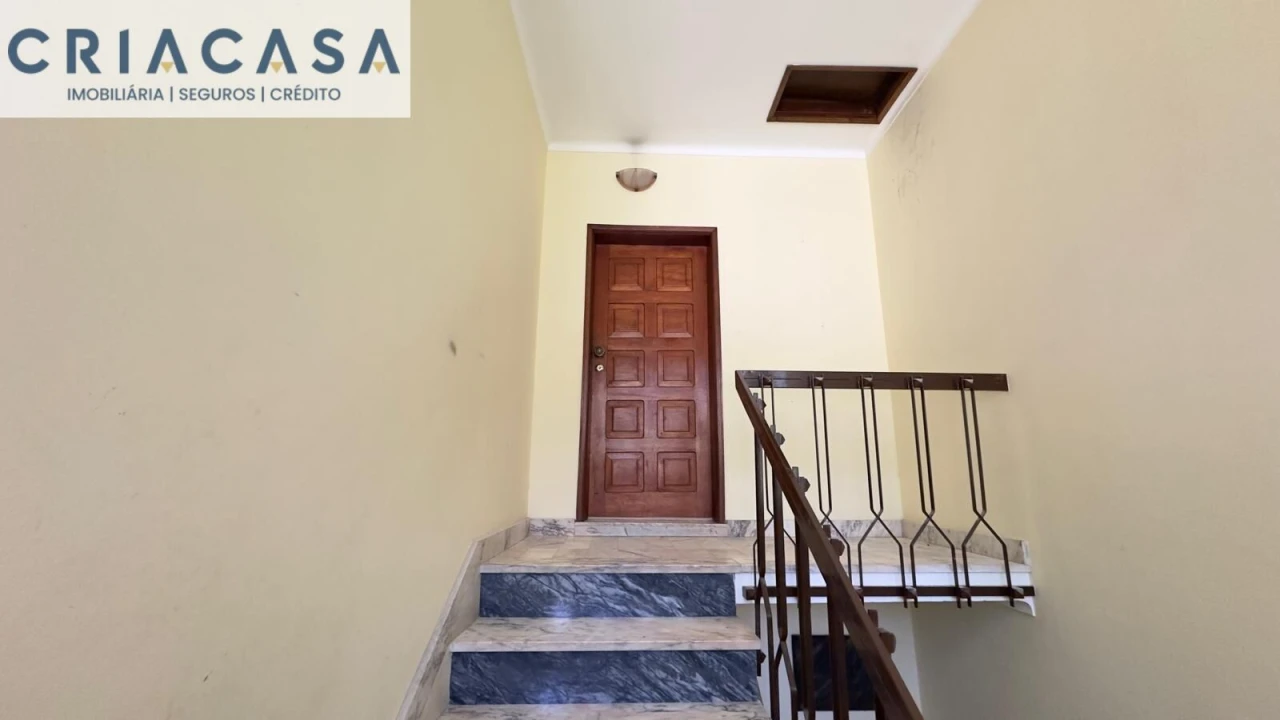 Apartamento T4 para Venda em Rio de Loba Foto 48