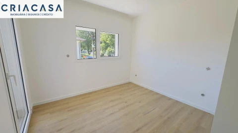 Apartamento T4 para Venda em Rio de Loba