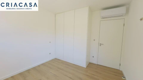 Apartamento T4 para Venda em Rio de Loba