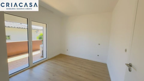 Apartamento T4 para Venda em Rio de Loba