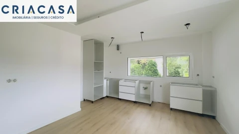 Apartamento T4 para Venda em Rio de Loba
