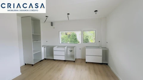 Apartamento T4 para Venda em Rio de Loba