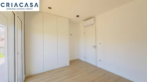 Apartamento T4 para Venda em Rio de Loba