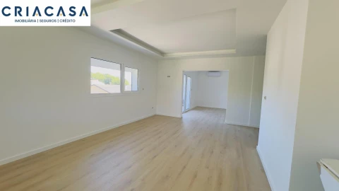 Apartamento T4 para Venda em Rio de Loba