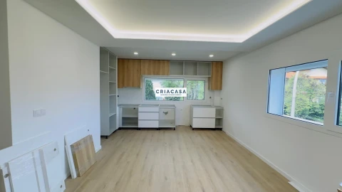 Apartamento T4 para Venda em Rio de Loba