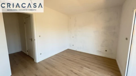 Apartamento T4 para Venda em Rio de Loba