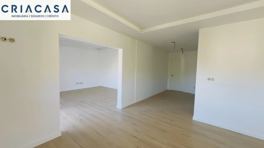 Apartamento T4 para Venda em Rio de Loba Foto 14