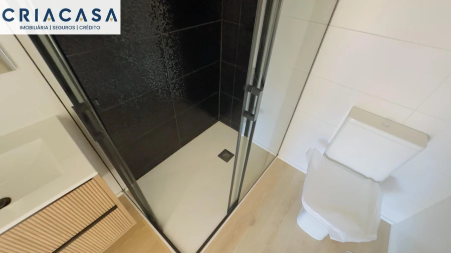 Apartamento T4 para Venda em Rio de Loba Foto 18