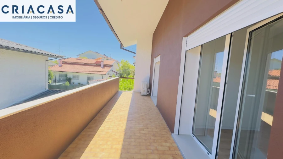 Apartamento T4 para Venda em Rio de Loba Foto 23