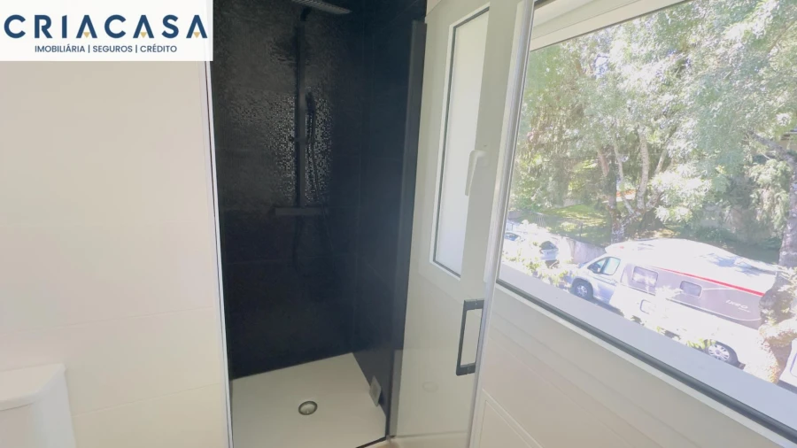 Apartamento T4 para Venda em Rio de Loba Foto 30