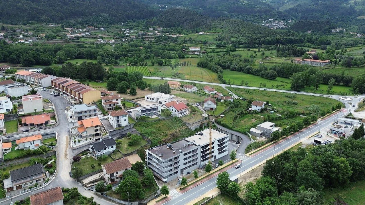Apartamento T3 para Venda em Ponte da Barca, V.N. Muía, Paço Vedro Magalhães Foto 3