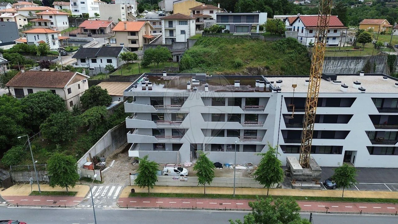 Apartamento T3 para Venda em Ponte da Barca, V.N. Muía, Paço Vedro Magalhães Foto 8
