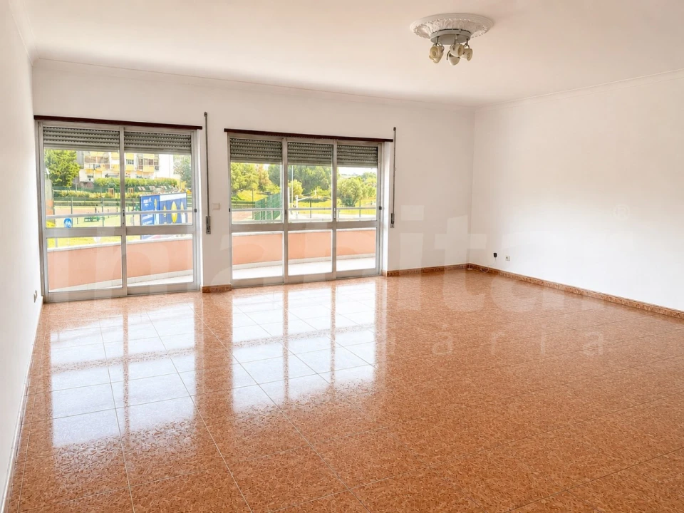 Apartamento T3 para Venda em Benavente Foto 6