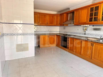 Apartamento T3 para Venda em Benavente