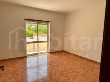Apartamento T3 para Venda em Benavente