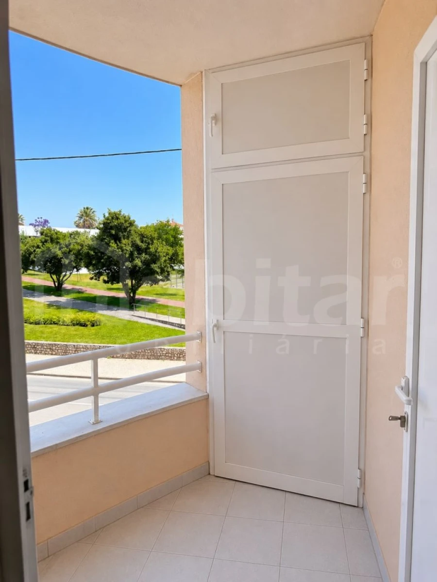 Apartamento T3 para Venda em Benavente Foto 3