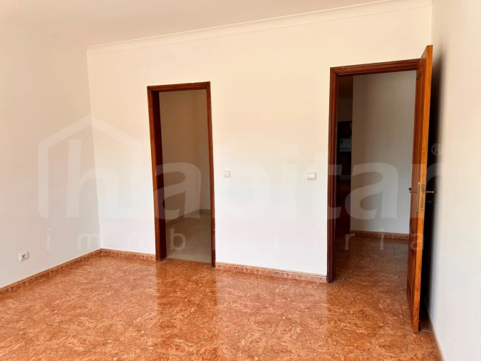 Apartamento T3 para Venda em Benavente Foto 18