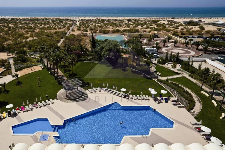 Apartamento T1 para Venda em Altura Foto 14